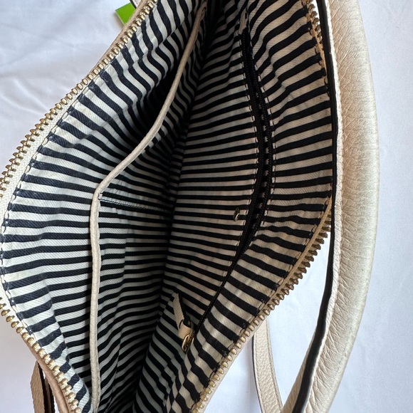 Kate Spade Cobble Hill small Ella in porcelain.  Hobo/crossbody bag - Picture 5 of 9